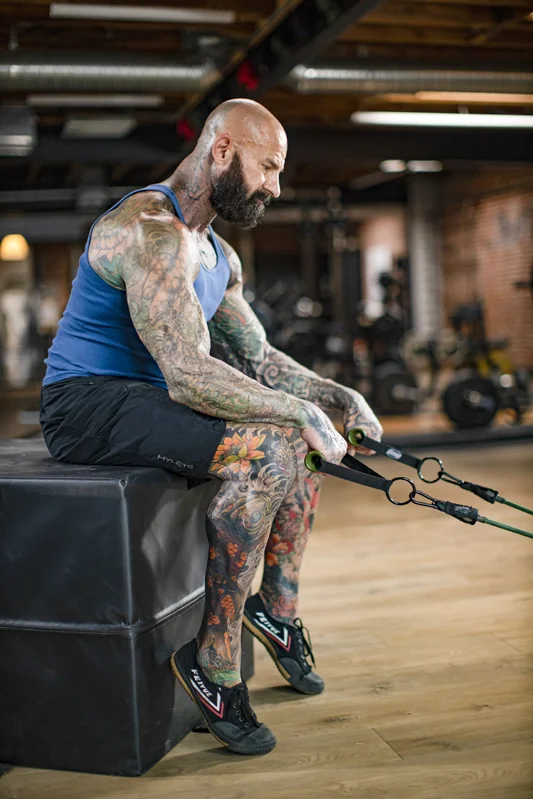 Standing Reverse Wrist Curl